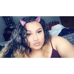 Meet your Posher, Idaly